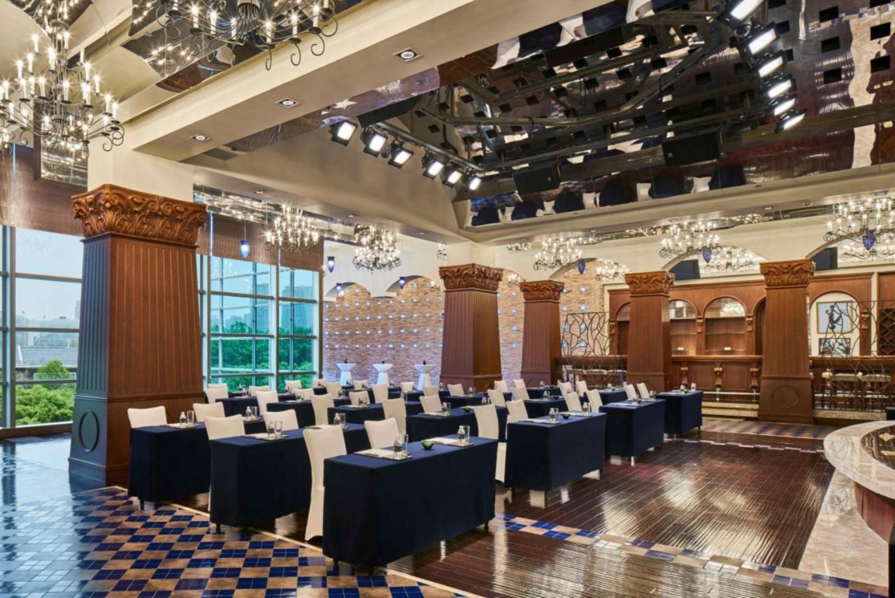 Grand Kempinski Hotel Шанхай Экстерьер фото